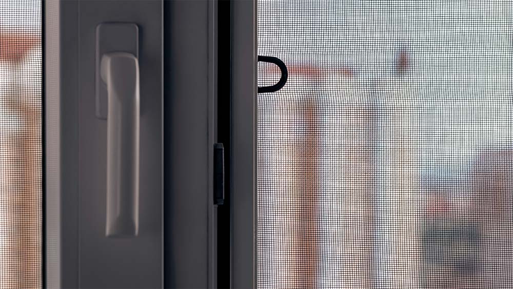 Save energy with solar screen