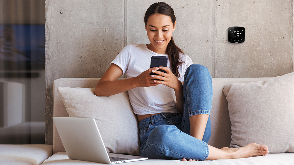 Women using Cielo Breez mobile app